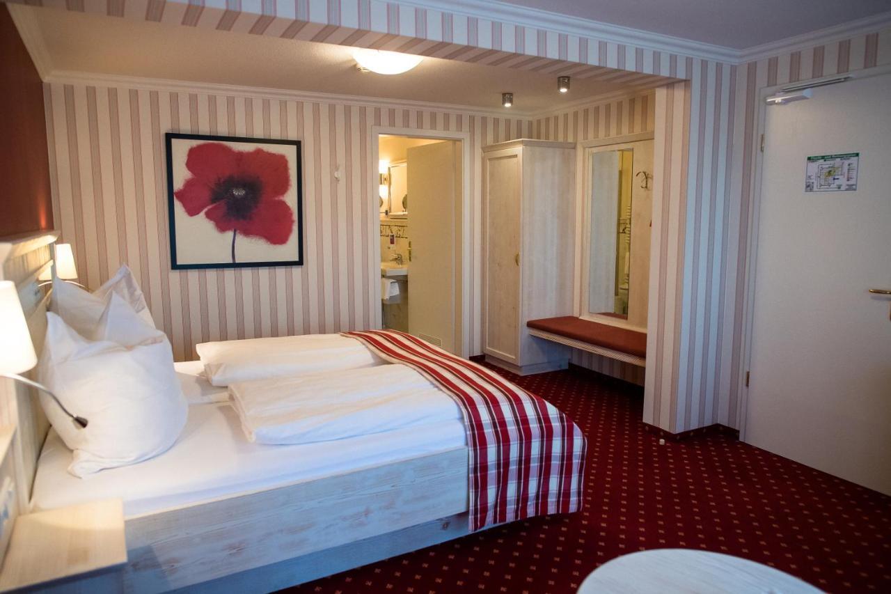 Alter Landkrug Hotell Nortorf Exteriör bild