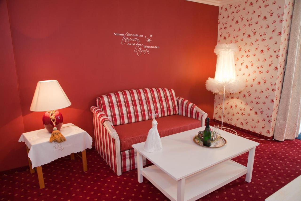 Alter Landkrug Hotell Nortorf Exteriör bild