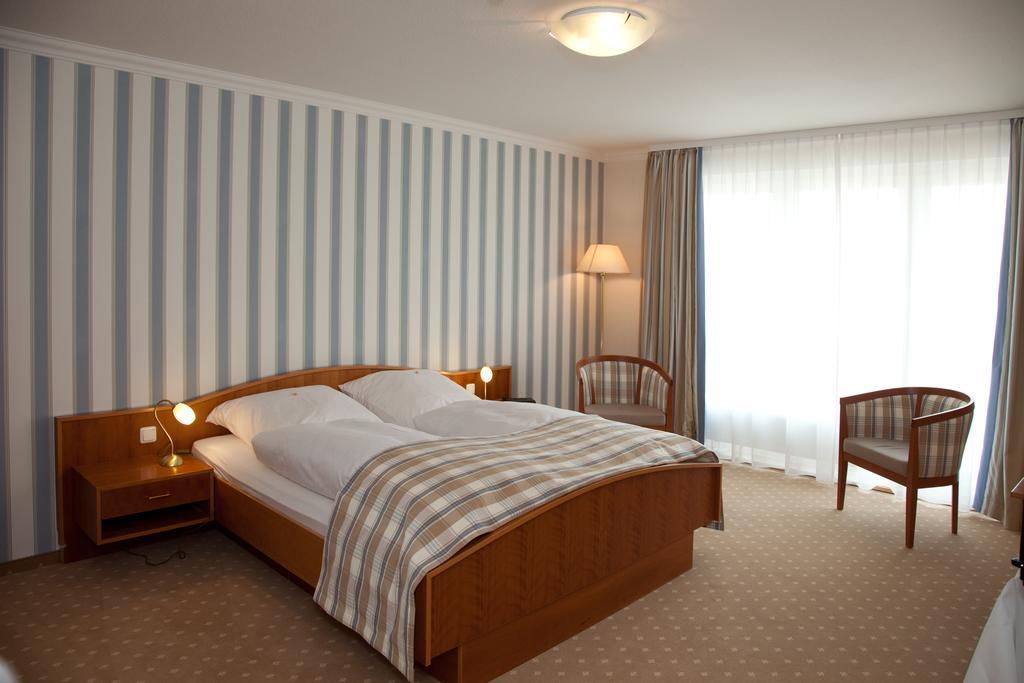 Alter Landkrug Hotell Nortorf Exteriör bild
